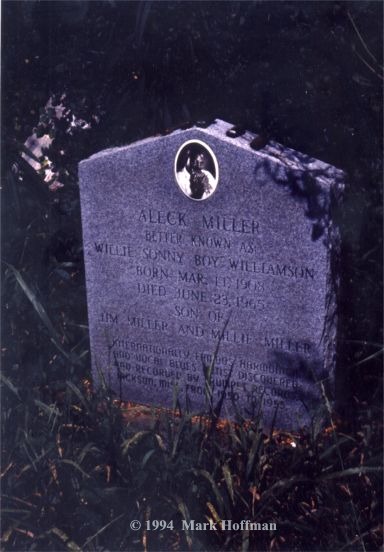 Gravesite of Sonnyboy Williamson II, Tutwiler, MS